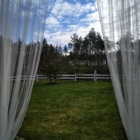 Bajkowy Rosa Na Kaszubach Orman Evi Grzybowo (Pomerania)